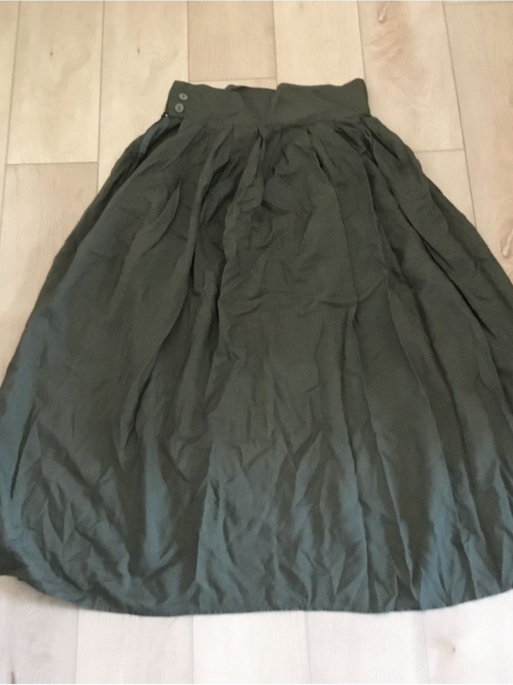 Vintage High-Waist Olive Green Midi Skirt